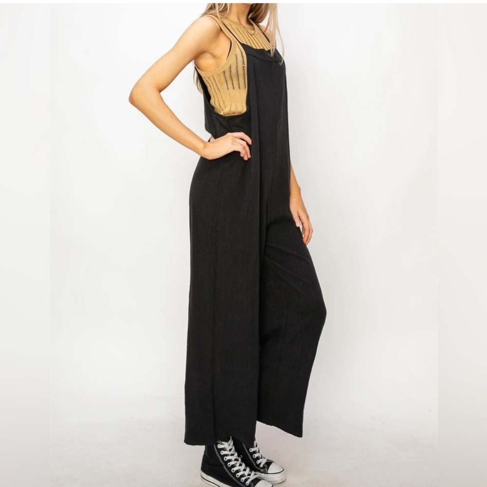 Linen Blend Jumpsuit Size Large - Picture 2 of 11